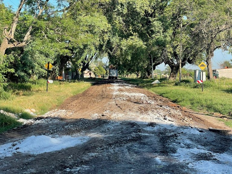 EL MUNICIPIO SAUCEÑO CONTINUA TRABAJANDO EN CALLE 8