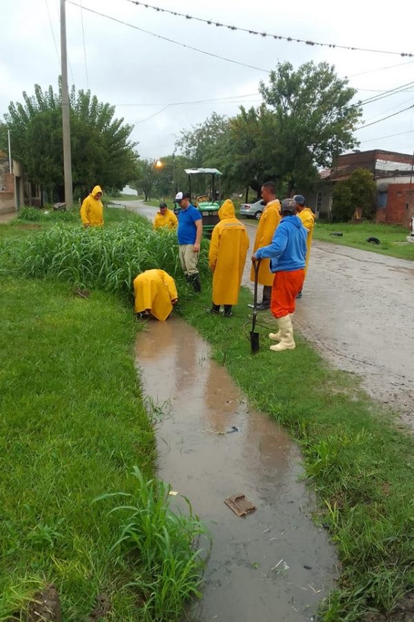 Tareas de limpieza y desobstrucción de desagües