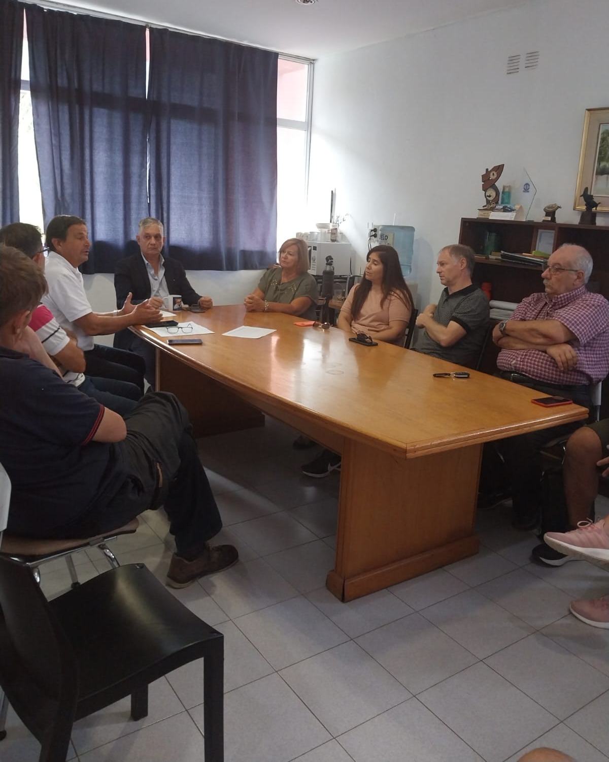 Por Primera vez en Sauce Viejo, los vecinos que viven en la barranca junto al río fueron recibidos y pudieron exponer su preocupación