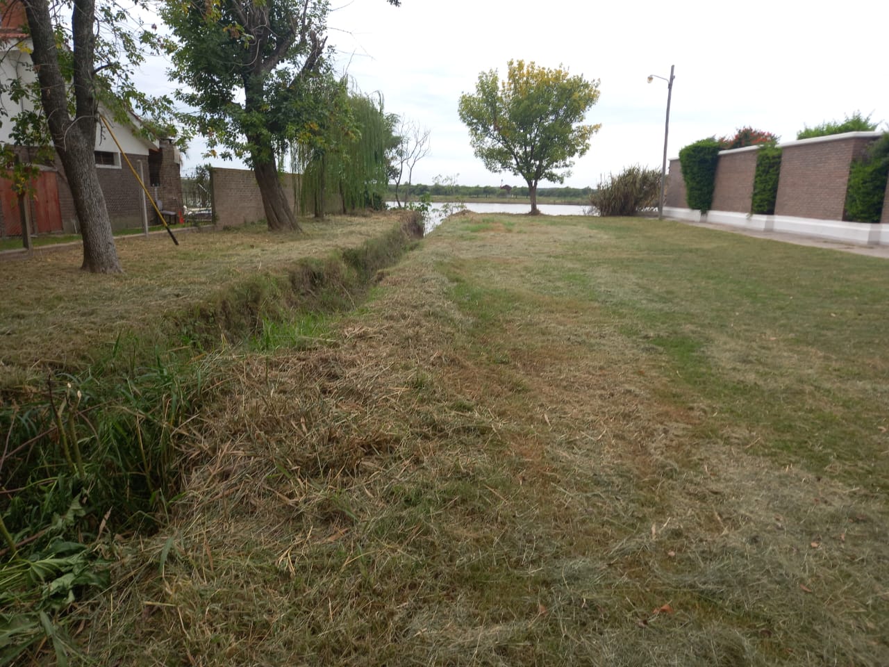 LA MUNICIPALIDAD DE SAUCE VIEJO ATENDIÓ LOS RECLAMOS DE LOS VECINOS DE ALTOS DEL SAUCE