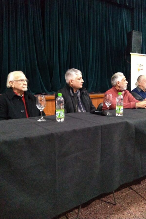 MARIO PAPALEO PRESENTÓ LAS JUNTAS ASESORAS DE PROFESIONALES Y EXPERTOS