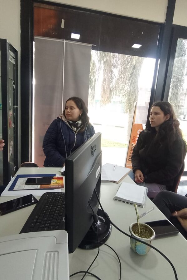 LA DIRECCIÓN DE TURISMO RECIBIÓ CON ENORME SATISFACCIÓN A PASANTES DE LA ESCUELA SCALDAFERRI