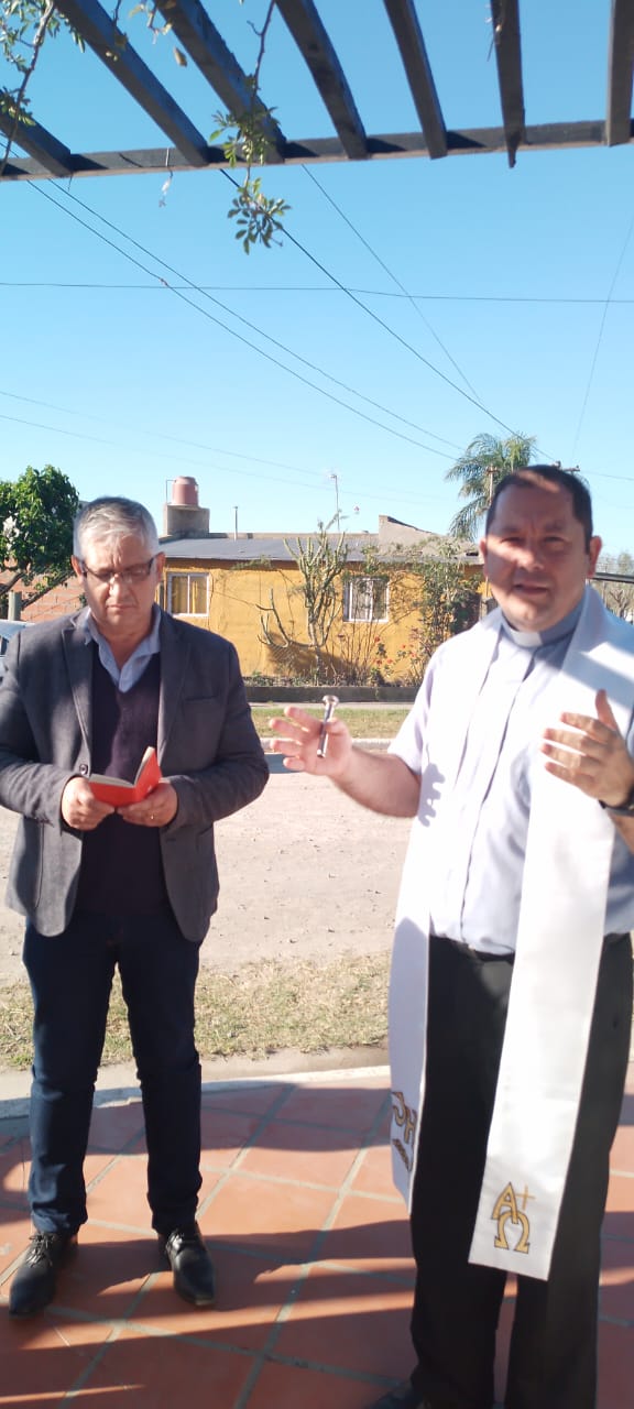 SE REPUSIERON LAS ESTATUAS RELIGIOSAS VANDALIZADAS EN MAYO EN LA ERMITA DE SANTA TERESITA