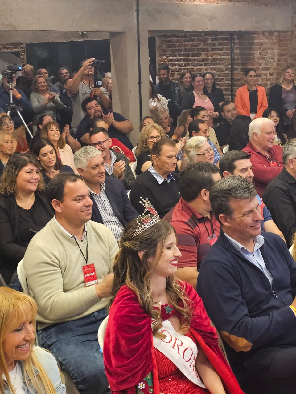 EL INTENDENTE MARIO PAPALEO PRESENTE EN EL LANZAMIENTO OFICIAL DE LA FIESTA DE LA FRUTILLA