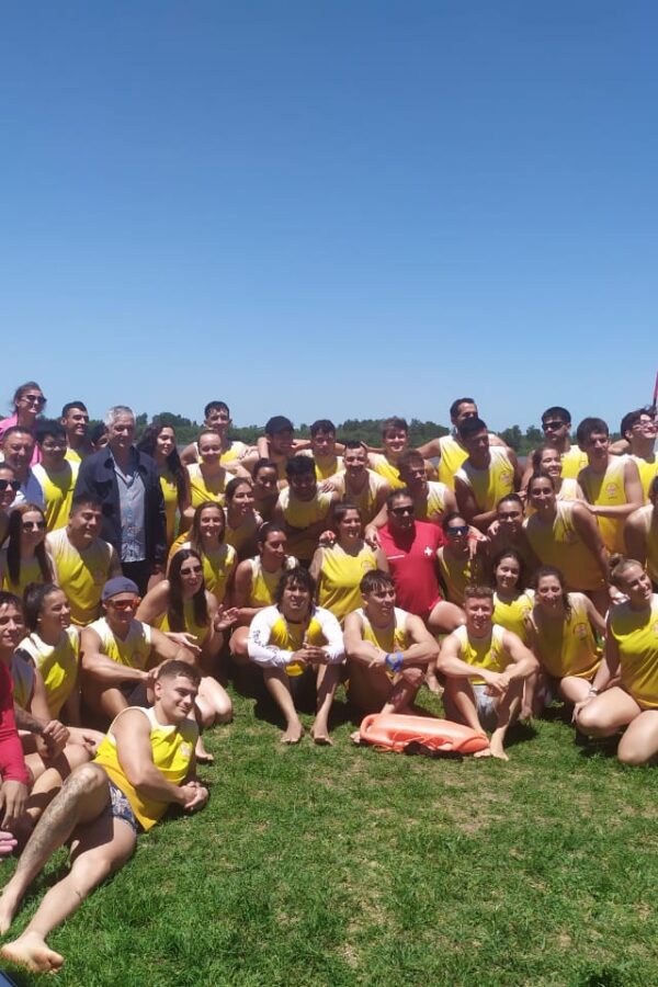 EL CENTRO DE FORMACIÓN DE GUARDAVIDAS SUGARA HIZO SU ÚLTIMA SALIDA DE INSTRUCCIÓN EN EL BALNEARIO DON ROQUE