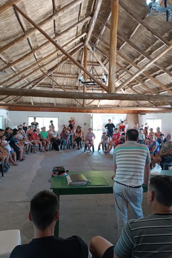 COLONIAS DE VACACIONES: EL MUNICIPIO REALIZÓ UNA REUNIÓN INFORMATIVA PARA PADRES