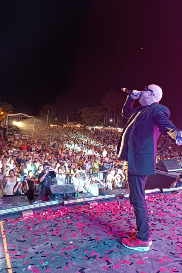 ¡ESPECTACULAR SEGUNDA Y ÚLTIMA NOCHE DEL FESTIVAL PROVINCIAL DEL PESCADOR!