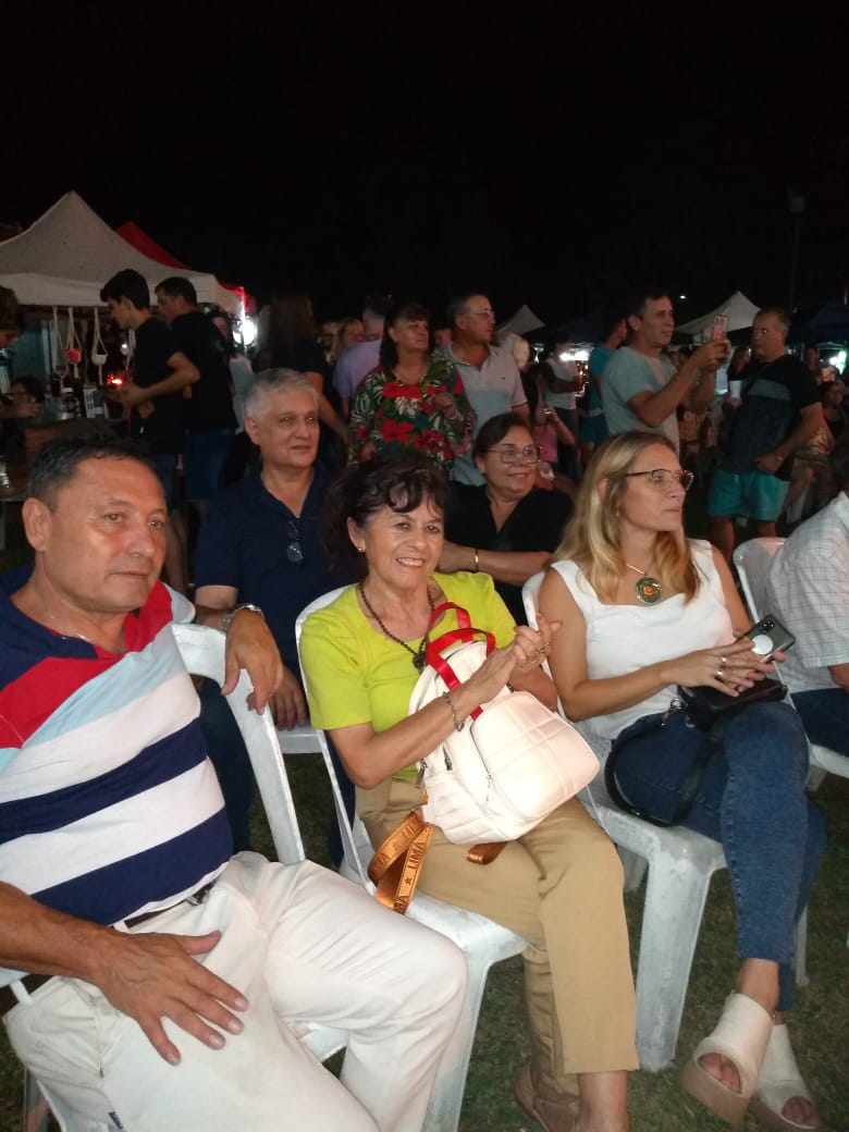 ¡LA PRIMERA NOCHE GASTRONÓMICA DE SAUCE VIEJO FUE UN ÉXITO ROTUNDO!