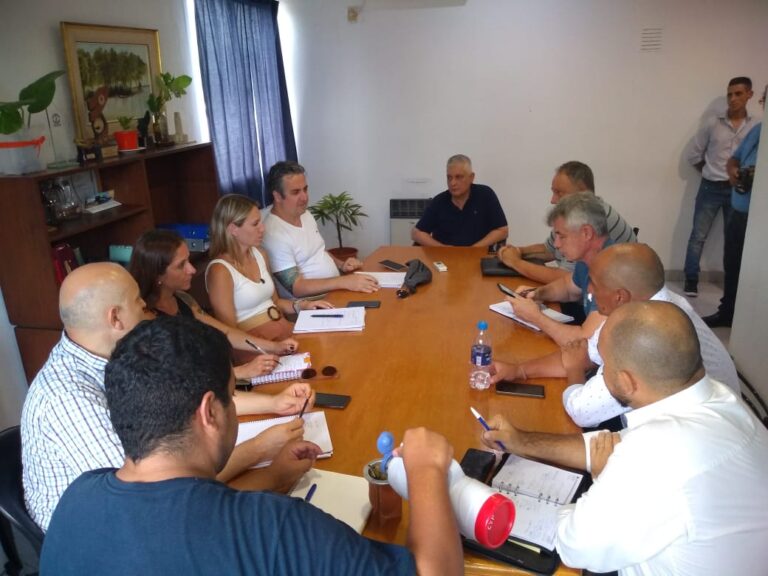 EL INTENDENTE MARIO PAPALEO RECIBIÓ AL MINISTRO DE SEGURIDAD DE LA PROVINCIA