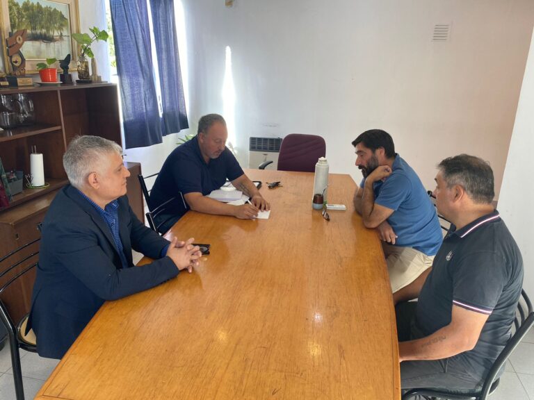 REUNIÓN CON LA EMPRESA LUMINET PARA PRESTACIÓN DE SERVICIOS DE INTERNET