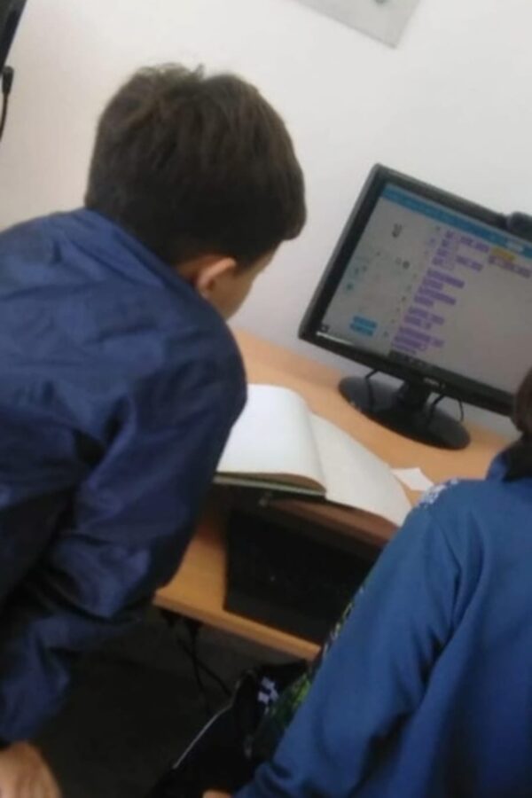 ¡ORGULLOSOS DE NUESTRO LICEO! COMENZARON LAS CLASES DE TECNOLOGÍAS EDUCATIVAS