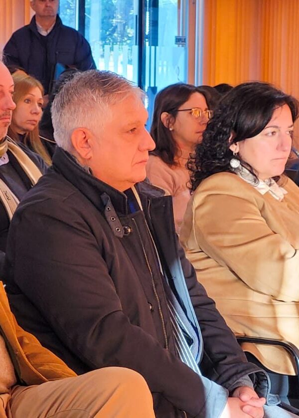 PARQUE INDUSTRIAL: EL INTENDENTE MARIO PAPALEO PRESENTE EN LA ARTICULACIÓN ENTRE ESCUELAS TÉCNICAS Y EMPRESA