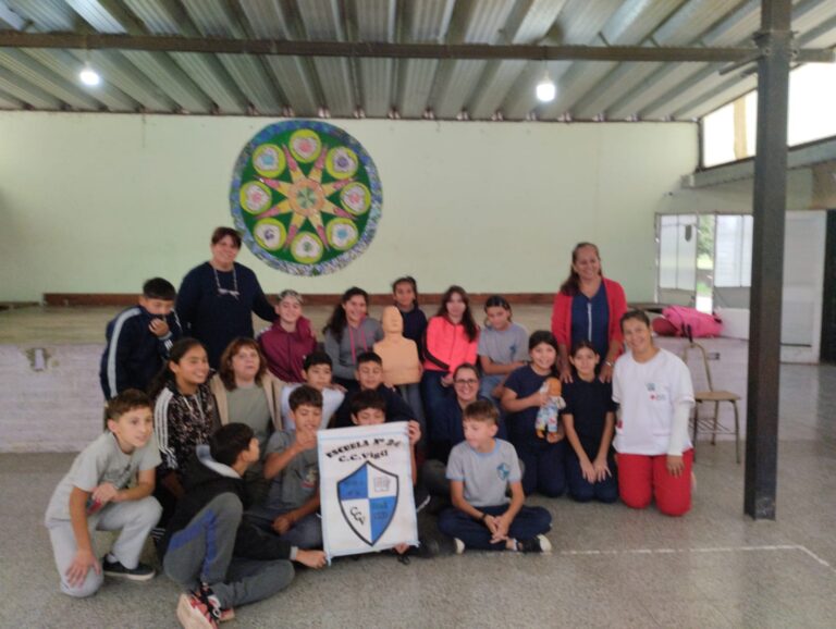 TALLERES DE RCP Y PRIMEROS AUXILIOS EN LA ESCUELA VIGIL