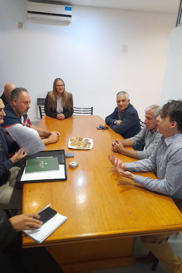 REUNIÓN EN EL MUNICIPIO POR PROGRAMAS DE EMPLEO PROVINCIAL