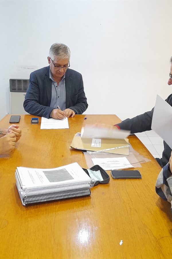 SE FIRMÓ EL CONVENIO PARA LA REALIZACIÓN DEL TERCER TRAMO DEL PLAN DIRECTOR DEL PROYECTO HÍDRICO PARA LA CIUDAD DE SAUCE VIEJO