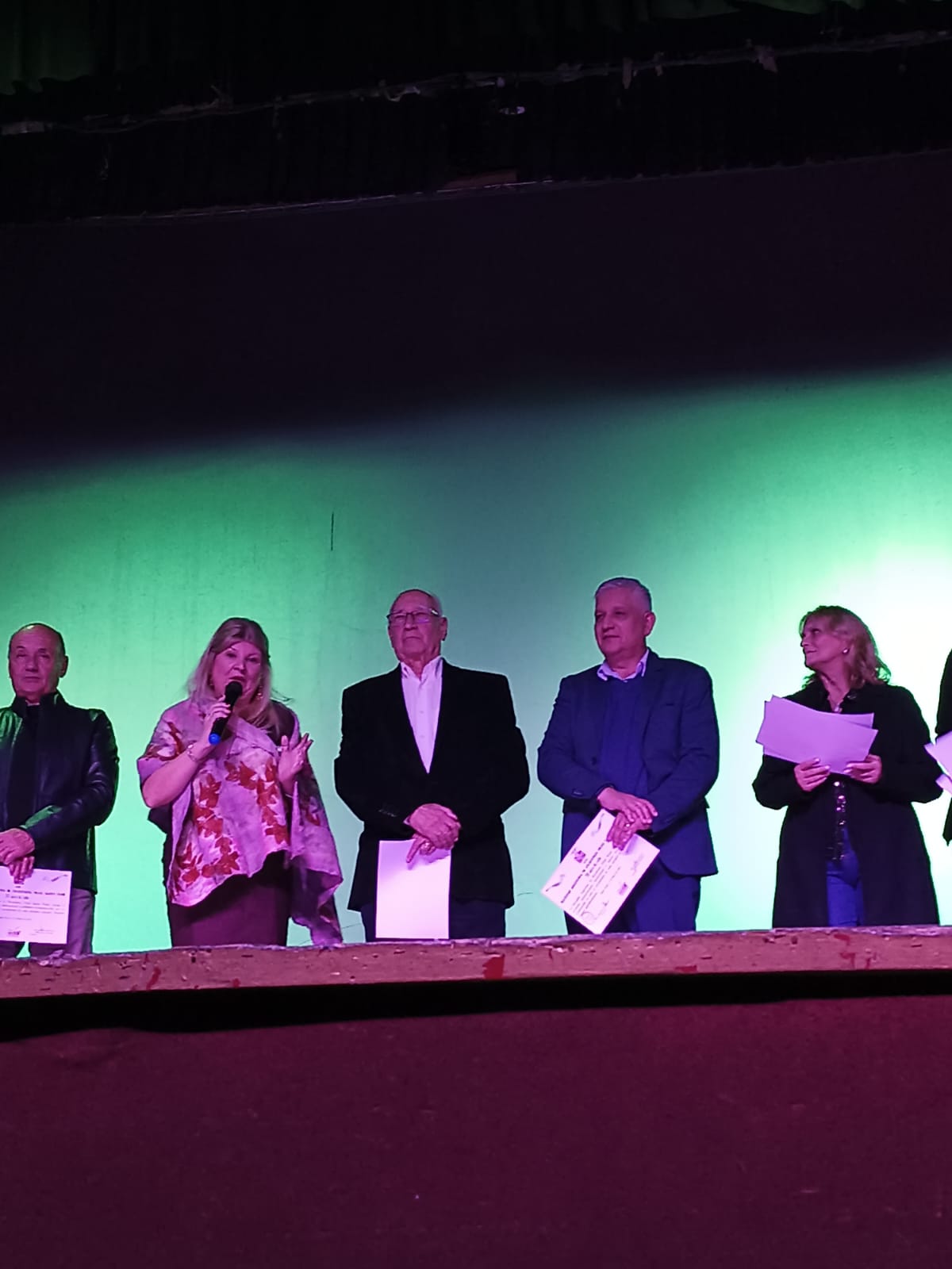 SADE SANTO TOMÉ DISTINGUIÓ AL INTENDENTE MARIO PAPALEO