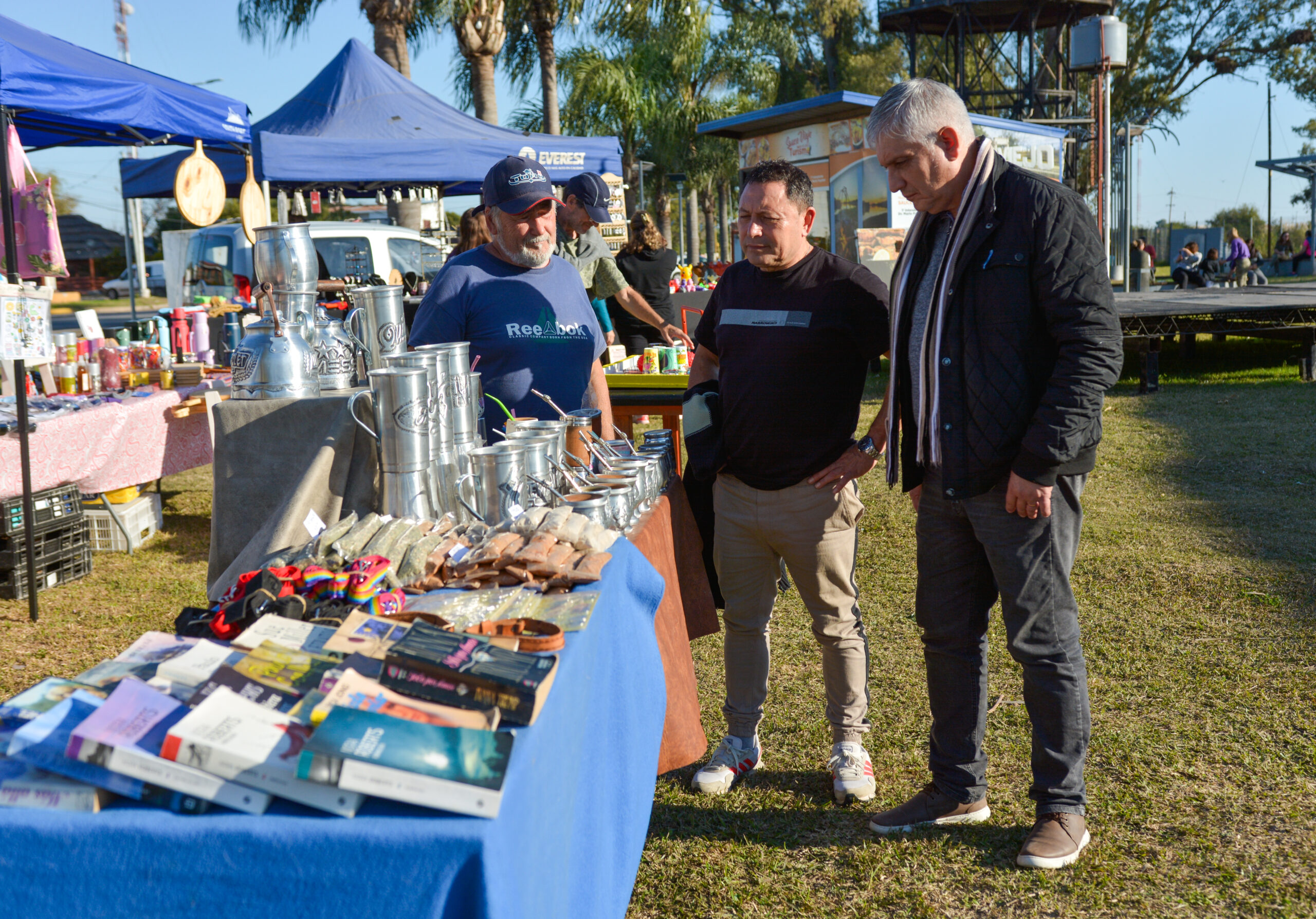 EL INTENDENTE MARIO PAPALEO PRESENTE EN LA GRAN FERIA DE EMPRENDEDORES