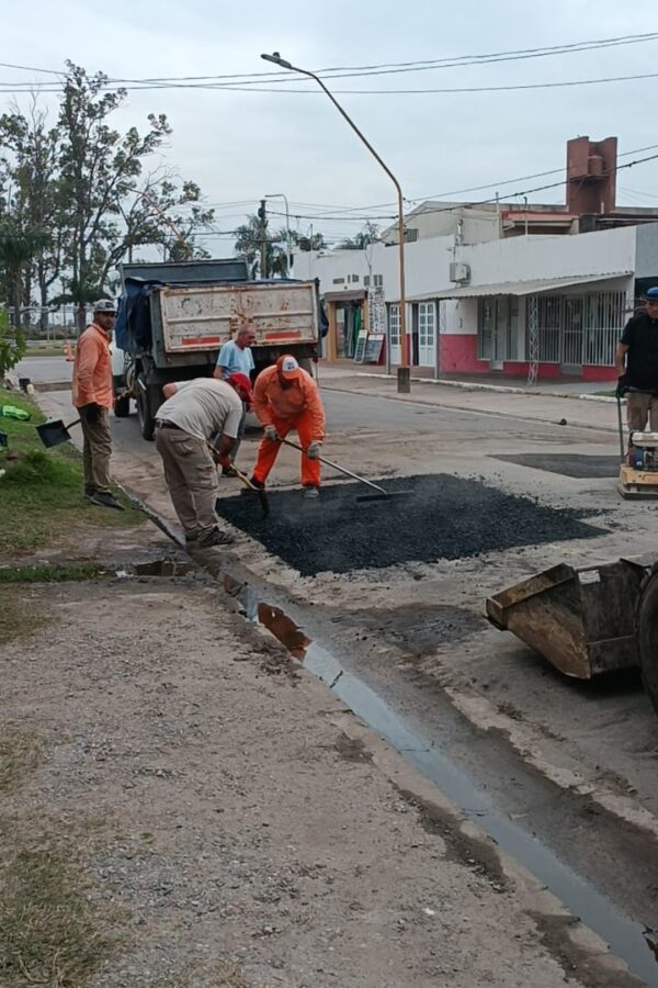 LA MUNICIPALIDAD TRABAJA EN DIFERENTES PUNTOS DE LA CIUDAD