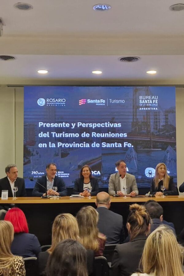 ESTUVIMOS PRESENTES EN UN INTERESANTE ENCUENTRO SOBRE TURISMO DE REUNIONES EN SANTA FE
