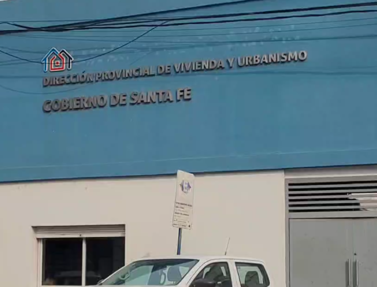 EL INTENDENTE MARIO PAPALEO TRABAJA EN POS DE LA VIVIENDA PROPIA PARA LOS SAUCEÑOS