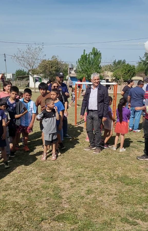 EL INTENDENTE MARIO PAPALEO PRESENTE EN EL FESTEJO DE SAN CAYETANO NORTE