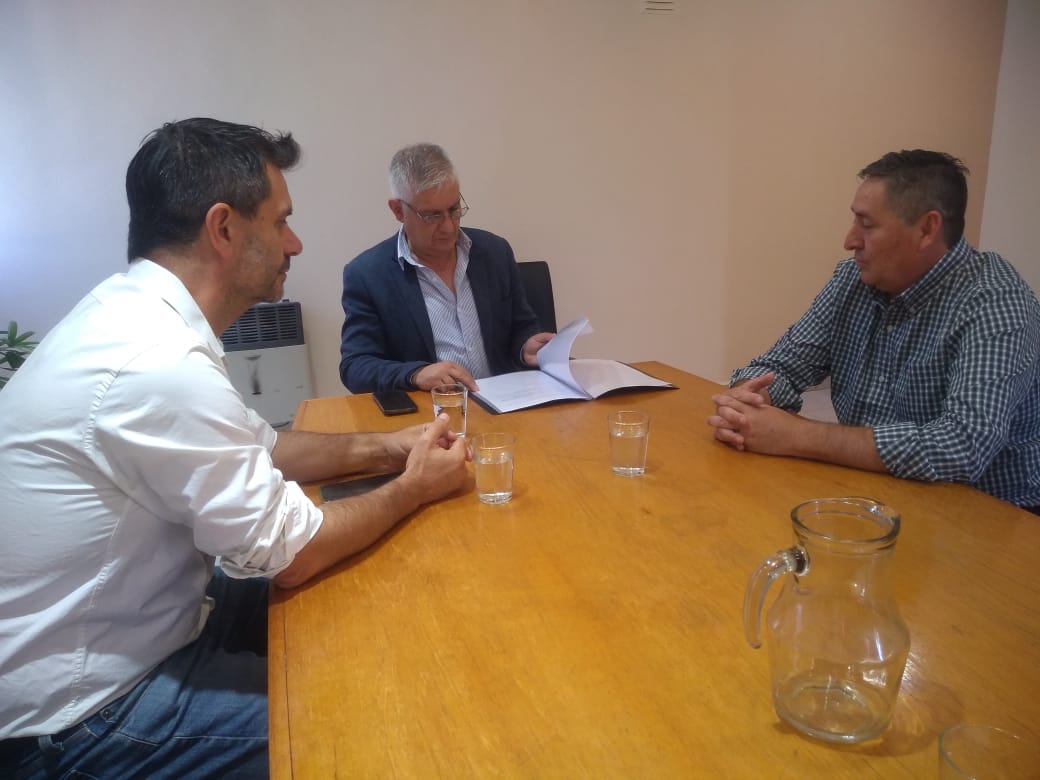 MARIO PAPALEO Y EL PASTOR ARANDA DIALOGARON SOBRE PROYECTOS PARA EL 2025